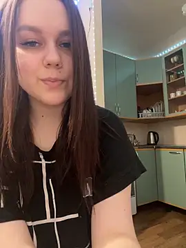 Snapshot of Marylallka5 chatting on March 2025 08:42:01 PM Marylallka5 online show from March 2025 08:42:01 PM