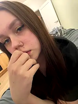 Snapshot of Marylallka5 chatting on September 2025 09:28:02 PM Marylallka5 online show from September 2025 09:28:02 PM