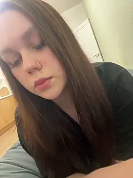 Snapshot of Marylallka5 chatting on October 2025 07:24:02 PM Marylallka5 online show from October 2025 07:24:02 PM