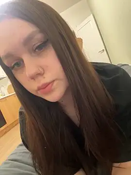 Snapshot of Marylallka5 chatting on October 2025 07:25:02 PM Marylallka5 online show from October 2025 07:25:02 PM