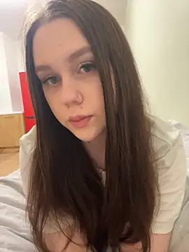 Snapshot of Marylallka5 chatting on October 2025 05:37:01 PM Marylallka5 online show from October 2025 05:37:01 PM