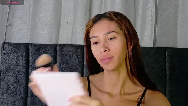 Snapshot of Iamkarlaa_doll chatting on October 2025 11:29:01 AM Iamkarlaa doll online show from October 2025 11:29:01 AM