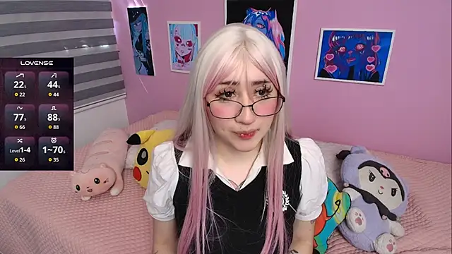 Snapshot of Miwa_violet chatting on November 2025 06:07:01 PM Miwa violet online show from November 2025 06:07:01 PM