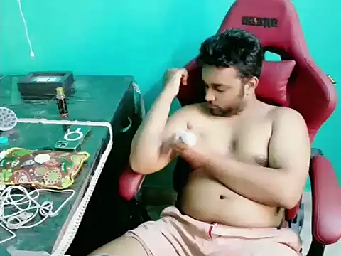 Snapshot of telugu_boy_ chatting on October 2025 04:10:02 AM telugu boy online show from October 2025 04:10:02 AM