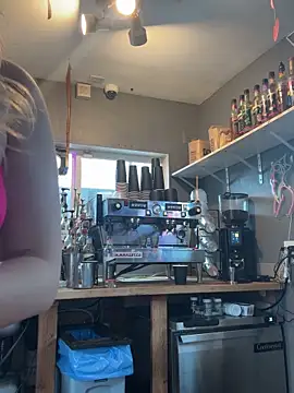 Snapshot of delicioussdixie chatting on February 2025 07:03:01 PM delicioussdixie online show from February 2025 07:03:01 PM