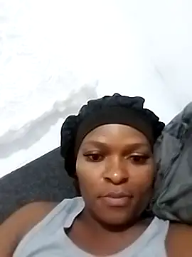 Snapshot of lovelyassbitch chatting on January 2025 08:15:02 PM lovelyassbitch online show from January 2025 08:15:02 PM