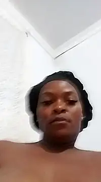 Snapshot of lovelyassbitch chatting on January 2025 06:40:01 PM lovelyassbitch online show from January 2025 06:40:01 PM