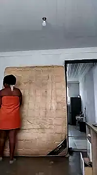 Snapshot of lovelyassbitch chatting on February 2025 09:20:02 AM lovelyassbitch online show from February 2025 09:20:02 AM