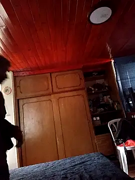 Snapshot of weedmanhot28 chatting on October 2025 07:23:02 PM weedmanhot28 online show from October 2025 07:23:02 PM