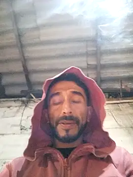 Snapshot of weedmanhot28 chatting on October 2025 03:07:02 AM weedmanhot28 online show from October 2025 03:07:02 AM