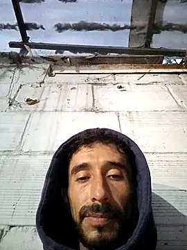 Snapshot of weedmanhot28 chatting on October 2025 10:52:01 PM weedmanhot28 online show from October 2025 10:52:01 PM