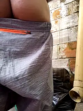 Snapshot of weedmanhot28 chatting on November 2025 01:23:01 PM weedmanhot28 online show from November 2025 01:23:01 PM