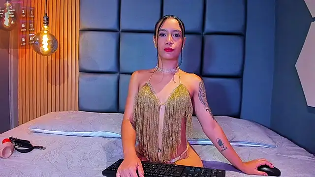 ANDREA  LOVE online show from September 2025 12:38:01 PM