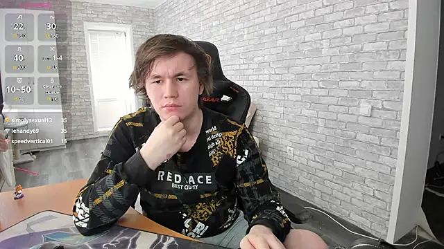 iliaskrislove online show from March 2025 10:13:02 AM