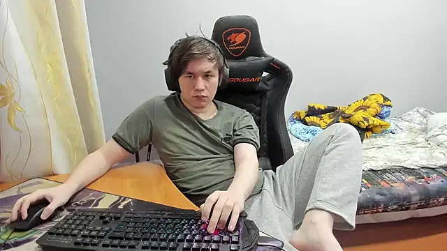 iliaskrislove online show from September 2025 05:46:01 PM