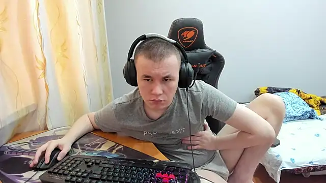 iliaskrislove online show from October 2025 02:51:02 AM