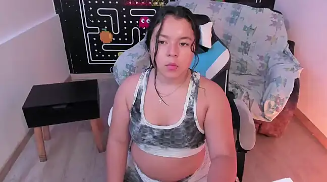 Barbara honey online show from February 2025 12:38:02 PM