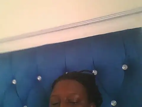 Snapshot of Heavy_ass chatting on February 2025 02:10:02 PM Heavy ass online show from February 2025 02:10:02 PM