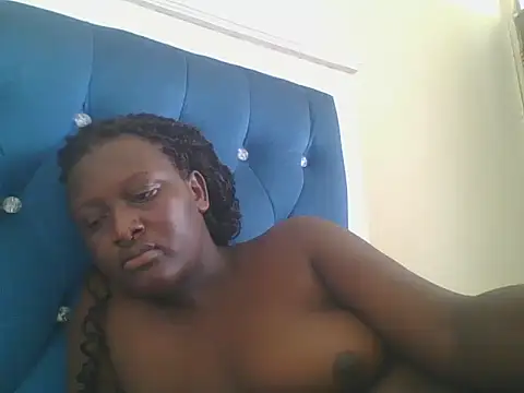 Snapshot of Heavy_ass chatting on February 2025 09:34:02 AM Heavy ass online show from February 2025 09:34:02 AM