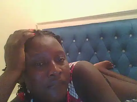 Snapshot of Heavy_ass chatting on February 2025 06:15:02 PM Heavy ass online show from February 2025 06:15:02 PM