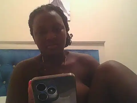 Snapshot of Heavy_ass chatting on February 2025 05:07:02 PM Heavy ass online show from February 2025 05:07:02 PM