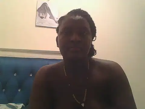 Snapshot of Heavy_ass chatting on February 2025 07:14:01 PM Heavy ass online show from February 2025 07:14:01 PM