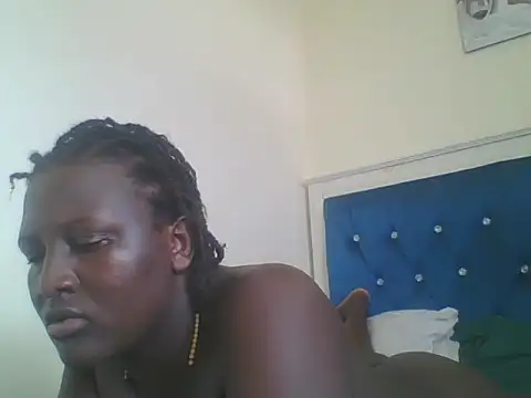 Snapshot of Heavy_ass chatting on March 2025 12:20:01 PM Heavy ass online show from March 2025 12:20:01 PM
