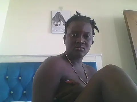 Snapshot of Heavy_ass chatting on March 2025 06:11:02 AM Heavy ass online show from March 2025 06:11:02 AM