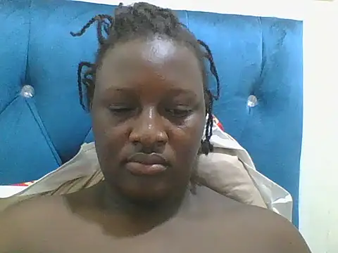 Snapshot of Heavy_ass chatting on November 2025 12:54:01 AM Heavy ass online show from November 2025 12:54:01 AM