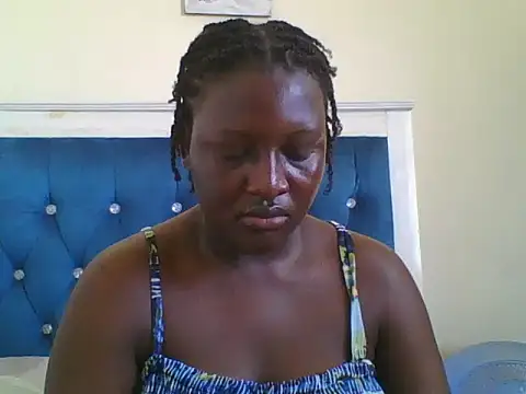 Snapshot of Heavy_ass chatting on November 2025 11:27:02 AM Heavy ass online show from November 2025 11:27:02 AM