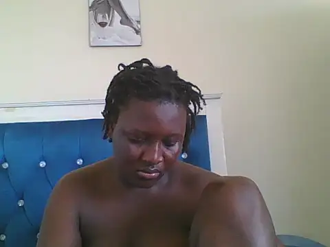 Snapshot of Heavy_ass chatting on November 2025 10:04:01 AM Heavy ass online show from November 2025 10:04:01 AM