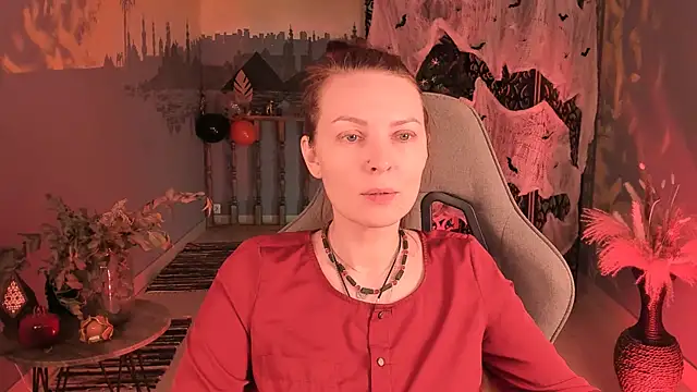 VandaRossi online show from October 2025 05:30:01 AM