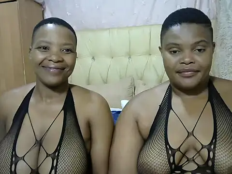 Snapshot of Xxxsluts chatting on January 2025 02:15:02 AM Xxxsluts online show from January 2025 02:15:02 AM