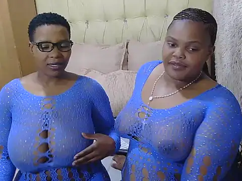 Snapshot of Xxxsluts chatting on September 2025 12:32:01 AM Xxxsluts online show from September 2025 12:32:01 AM