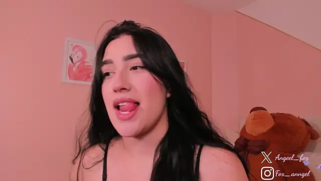 angeel fox online show from October 2025 02:53:02 AM