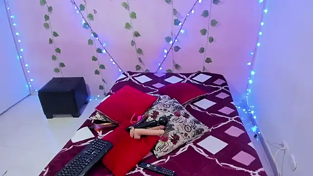 Snapshot of ambersmitx chatting on December 2024 01:53:02 PM ambersmitx online show from December 2024 01:53:02 PM