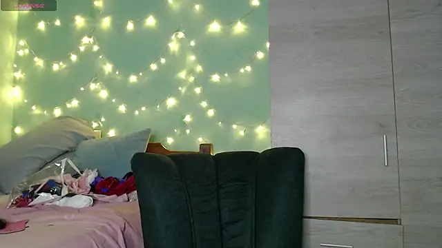 Snapshot of zaritagape21 chatting on January 2025 02:37:02 AM zaritagape21 online show from January 2025 02:37:02 AM