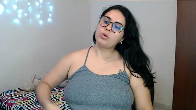 Snapshot of zaritagape21 chatting on September 2025 04:40:02 AM zaritagape21 online show from September 2025 04:40:02 AM