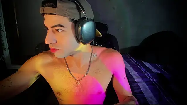 Snapshot of newjeff chatting on October 2025 11:11:01 AM newjeff online show from October 2025 11:11:01 AM