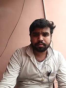 MeFeellove online show from October 2025 09:10:01 AM