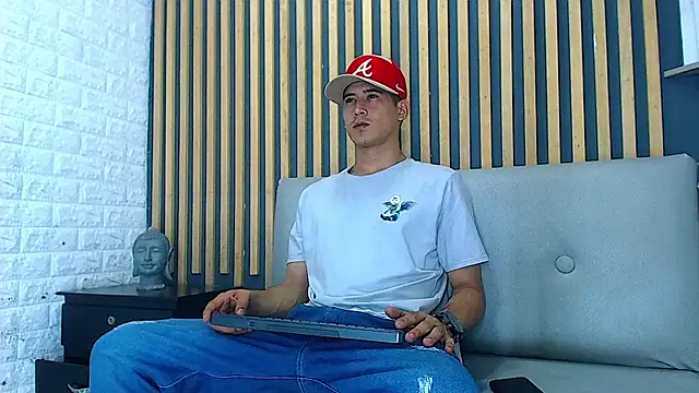 Snapshot of Jhonn_Rhyss chatting on January 2025 02:39:01 AM Jhonn Rhyss online show from January 2025 02:39:01 AM