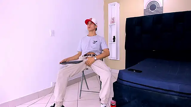 Snapshot of Jhonn_Rhyss chatting on March 2025 01:42:02 AM Jhonn Rhyss online show from March 2025 01:42:02 AM