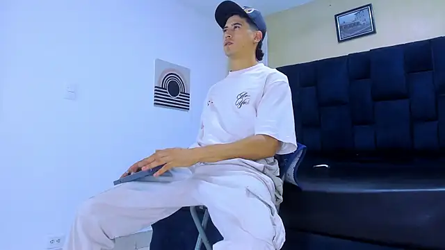 Snapshot of Jhonn_Rhyss chatting on September 2025 03:19:01 AM Jhonn Rhyss online show from September 2025 03:19:01 AM