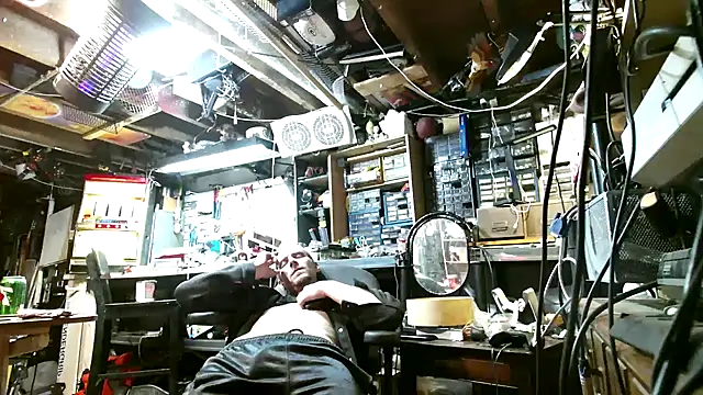 mrwinsalot88 online show from September 2025 08:07:01 AM