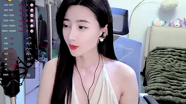 FeiFei-babe online show from January 2025 05:20:01 PM