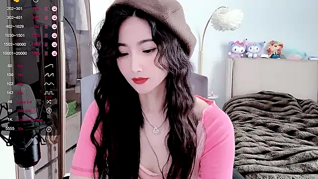 FeiFei-babe online show from February 2025 07:54:02 AM