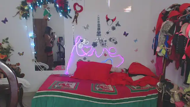 brigitht online show from December 2024 02:44:01 PM