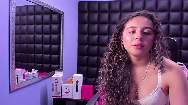 Snapshot of celeste_blue69 chatting on October 2025 03:47:02 AM celeste blue69 online show from October 2025 03:47:02 AM