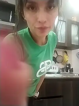 Snapshot of manu_lara chatting on March 2025 09:37:02 PM manu lara online show from March 2025 09:37:02 PM