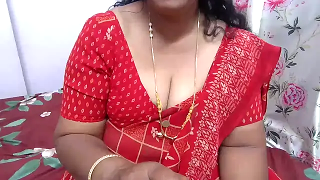 Snapshot of Janavi-janu chatting on February 2025 07:02:02 AM Janavi-janu online show from February 2025 07:02:02 AM